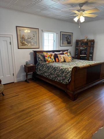 317 N Main Street, Crown Point, IN 46307