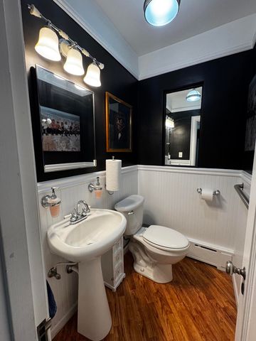 317 N Main Street, Crown Point, IN 46307