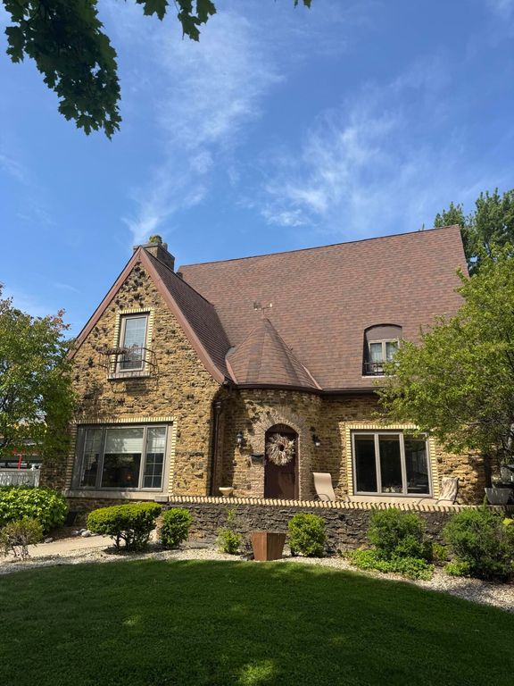 317 N Main Street, Crown Point, IN 46307