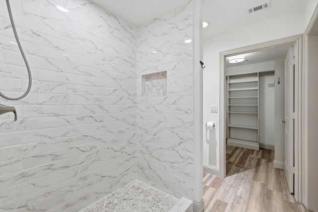 1836 Marsh Point Drive, Frisco, TX 75036