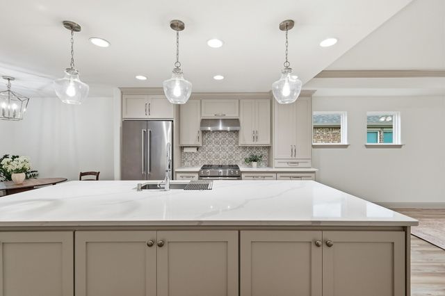 1836 Marsh Point Drive, Frisco, TX 75036