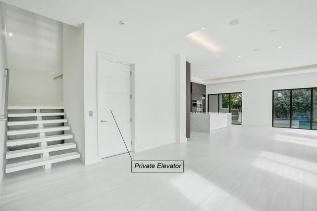 4524 Seagrape Drive 2 South, Lauderdale By The Sea, FL 33308