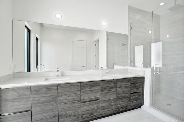 4524 Seagrape Drive 2 South, Lauderdale By The Sea, FL 33308