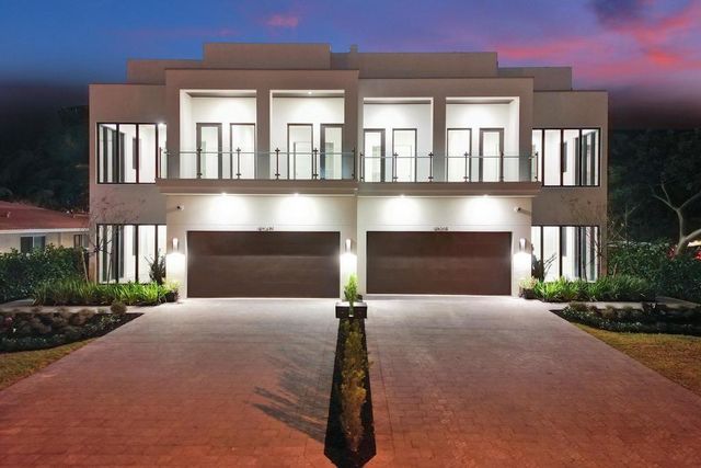 4524 Seagrape Drive 2 South, Lauderdale By The Sea, FL 33308