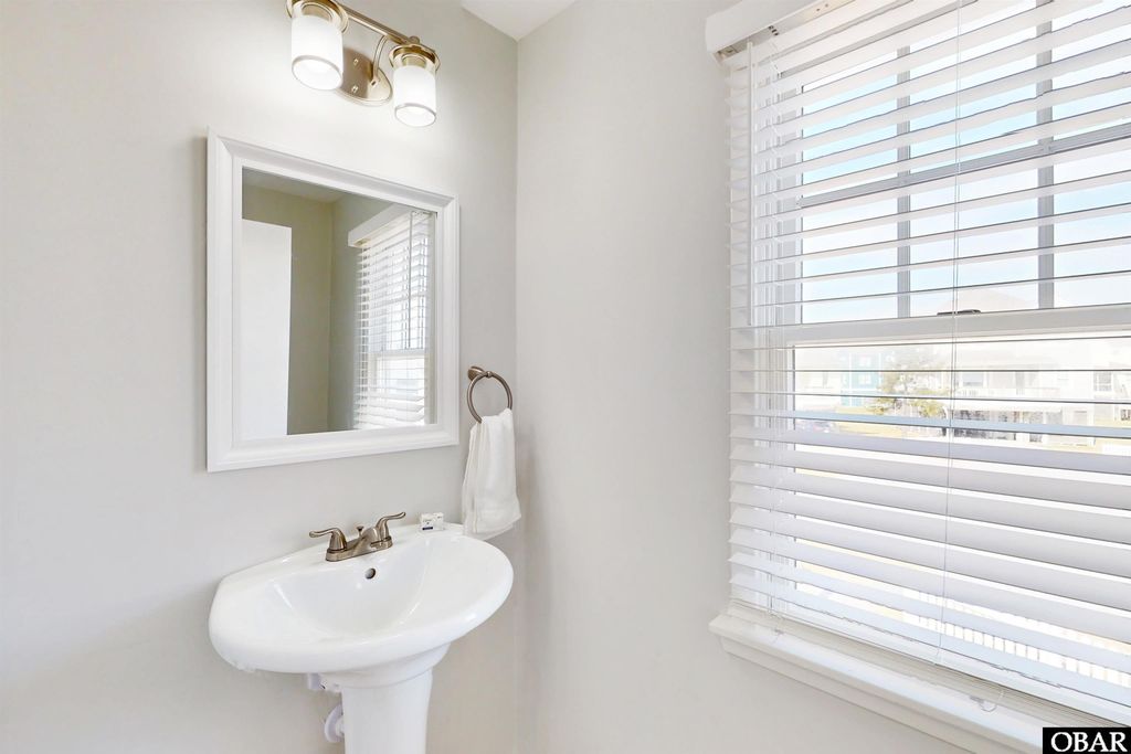 Image 20 of property listing at 46010 B Little Kinnakeet Circle Unit 6, Buxton, NC 27920