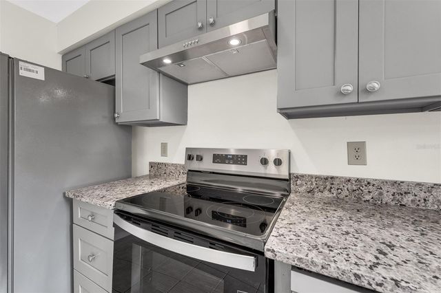 945 MORRIS AVENUE, Orlando, FL 32803