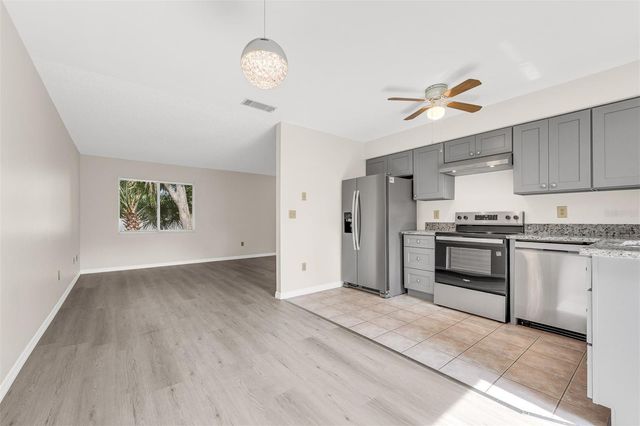 945 MORRIS AVENUE, Orlando, FL 32803