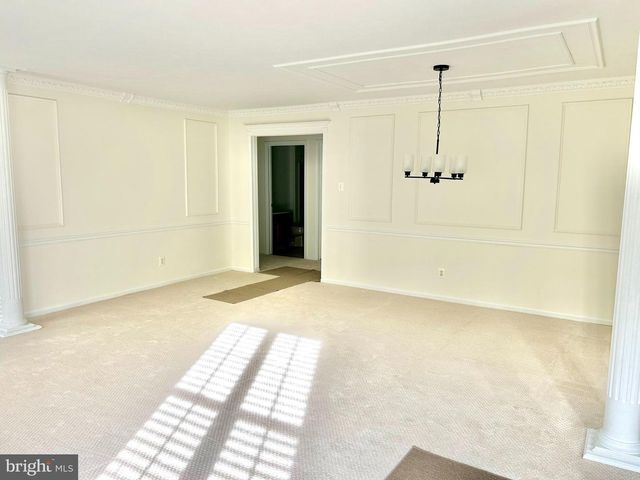 46 MAPLE LEAF CIR, Sewell, NJ 08080