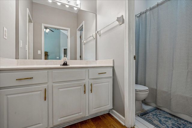 1043 E ISLAND PL, Memphis, TN 38103