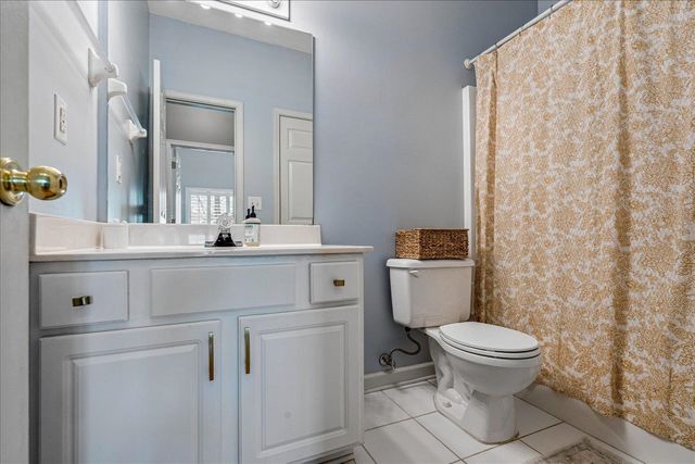 1043 E ISLAND PL, Memphis, TN 38103