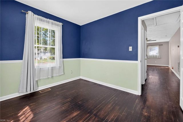 21 Aspenwood DR, Hampton, VA 23666