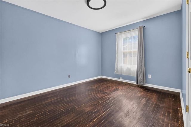 21 Aspenwood DR, Hampton, VA 23666