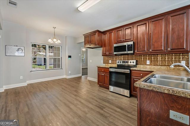323 Meadowlark Circle, Statesboro, GA 30461