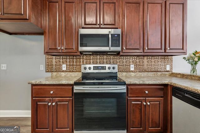323 Meadowlark Circle, Statesboro, GA 30461