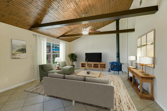 611 Thurman CIR, Kingsland, TX 78639