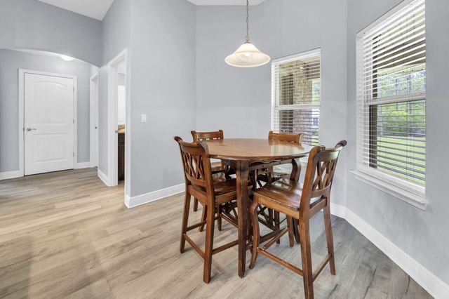 6743 Desoto Street, Navarre, FL 32566