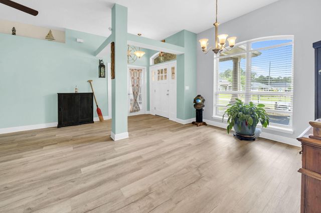 6743 Desoto Street, Navarre, FL 32566
