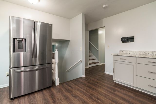 5092 Riverbirch Drive N, Columbus, OH 43229