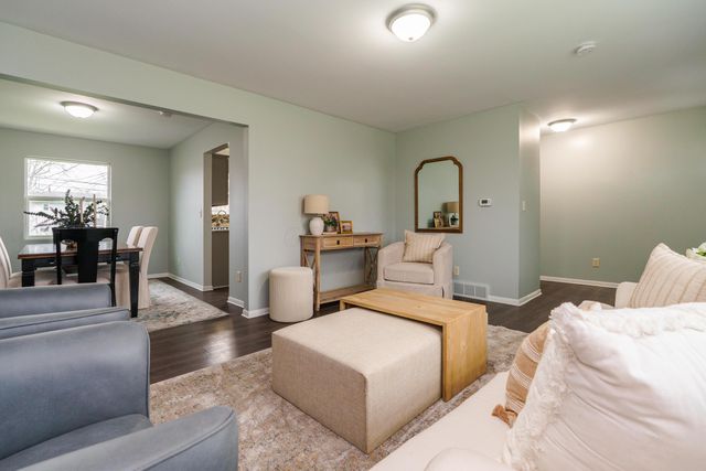 5092 Riverbirch Drive N, Columbus, OH 43229