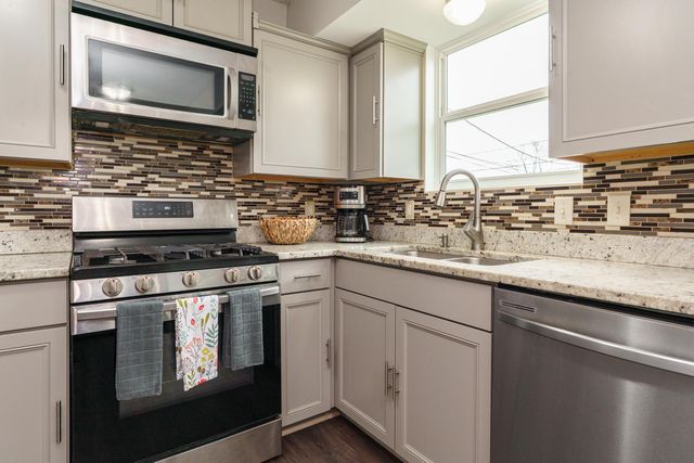 5092 Riverbirch Drive N, Columbus, OH 43229