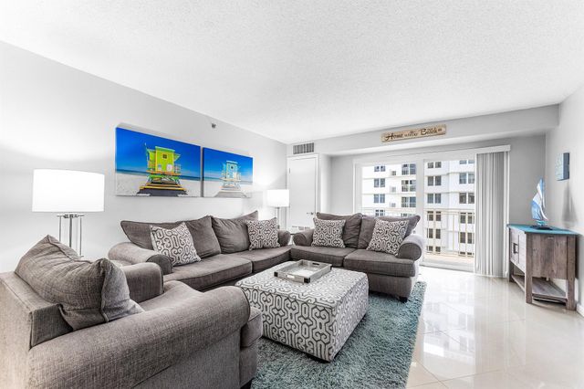 3215 S Ocean Boulevard 407, Highland Beach, FL 33487