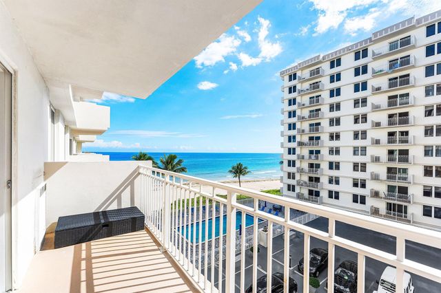 3215 S Ocean Boulevard 407, Highland Beach, FL 33487