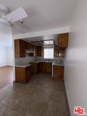 4467 W 120th Street 3, Hawthorne, CA 90250