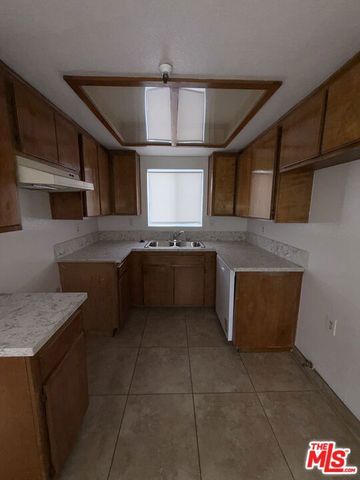 4467 W 120th Street 3, Hawthorne, CA 90250