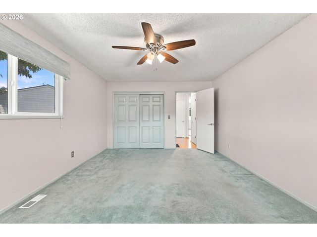 14840 Ne ROSE Pkwy, Portland, OR 97230