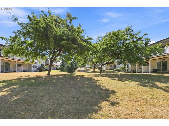 14840 Ne ROSE Pkwy, Portland, OR 97230