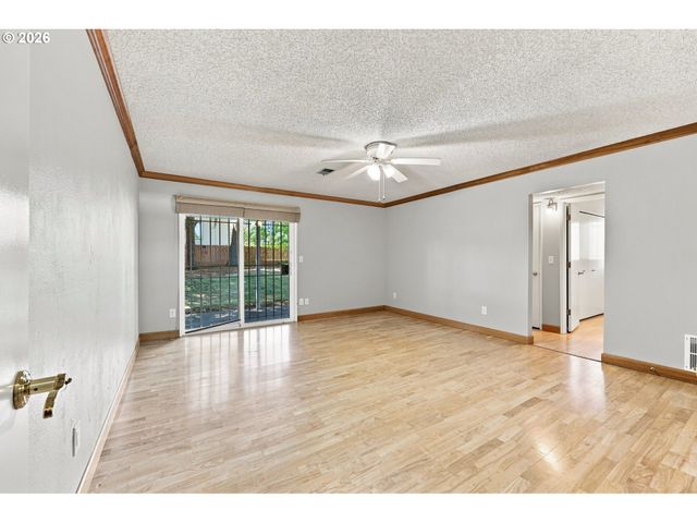 14840 Ne ROSE Pkwy, Portland, OR 97230