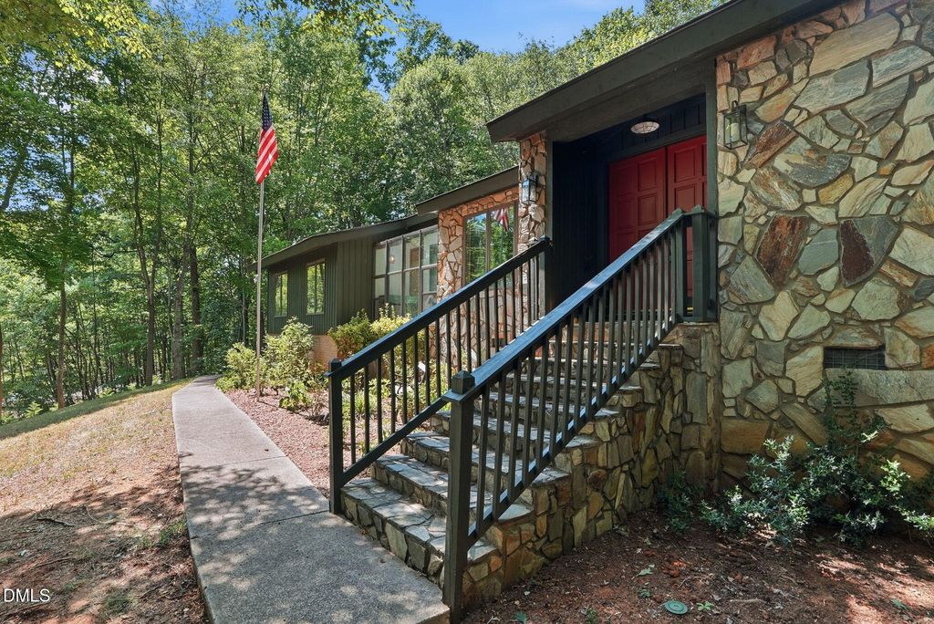 507 Phar Lap Lane, Bahama, NC 27503