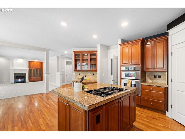 14342 Se DONATELLO Loop, Happy Valley, OR 97086