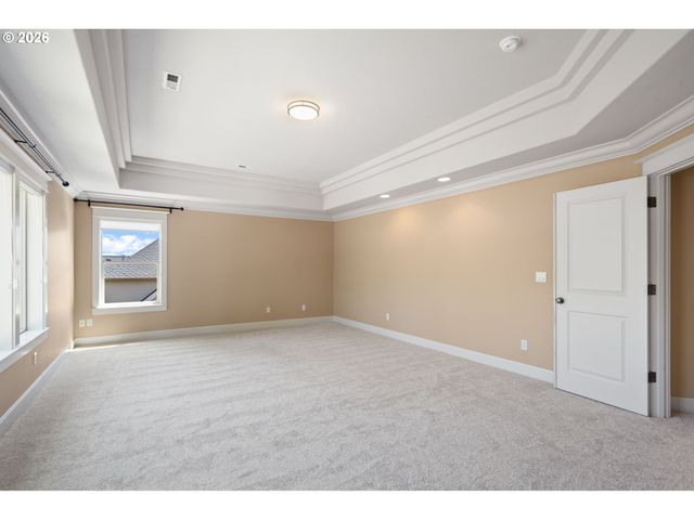 14342 Se DONATELLO Loop, Happy Valley, OR 97086