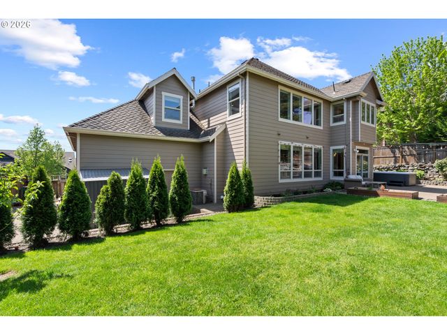 14342 Se DONATELLO Loop, Happy Valley, OR 97086