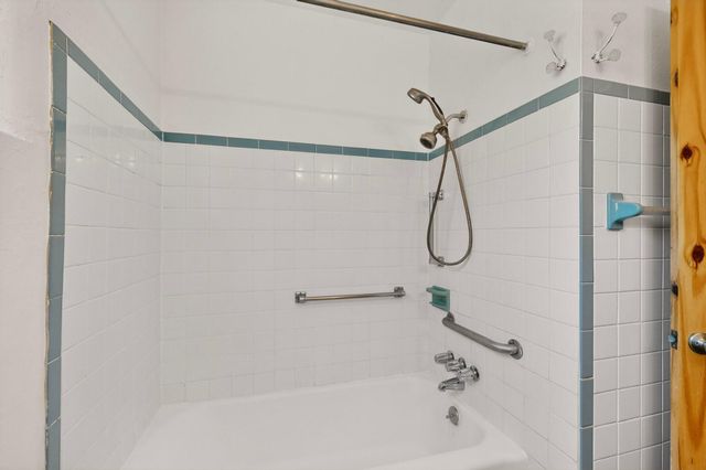 1608 Cardenas Drive NE, Albuquerque, NM 87110
