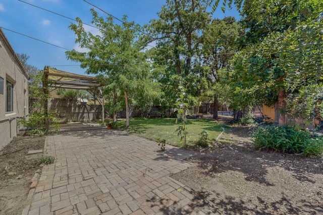 1608 Cardenas Drive NE, Albuquerque, NM 87110