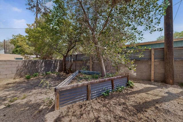 1608 Cardenas Drive NE, Albuquerque, NM 87110