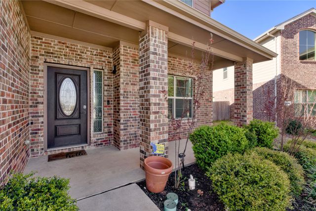 8204 Windsor Forest Drive, Fort Worth, TX 76120