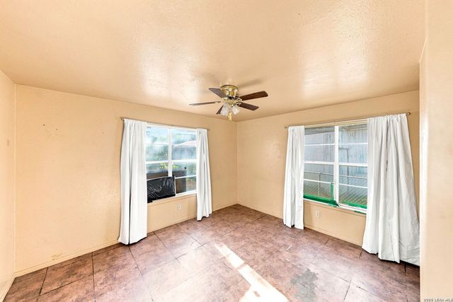 410 Bonair Dr, San Antonio, TX 78222
