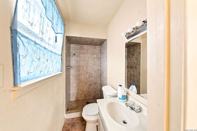 410 Bonair Dr, San Antonio, TX 78222
