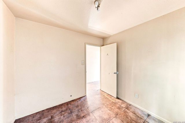 410 Bonair Dr, San Antonio, TX 78222