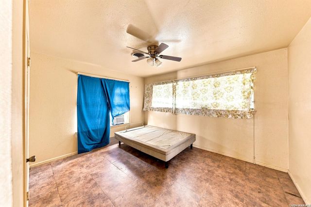 410 Bonair Dr, San Antonio, TX 78222