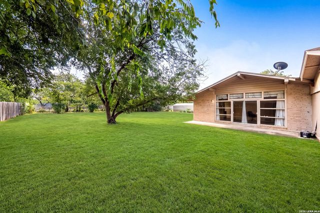 410 Bonair Dr, San Antonio, TX 78222