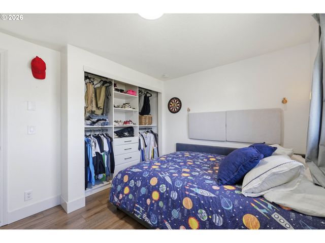 562 WARRINGTON Ave, Eugene, OR 97404