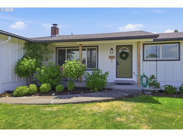 562 WARRINGTON Ave, Eugene, OR 97404