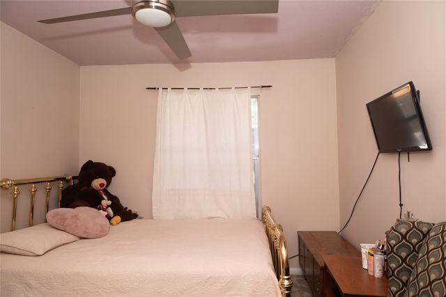 13647 Weald Green Street, Dallas, TX 75240