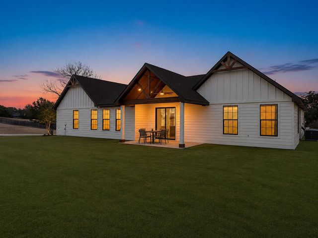 1101 Ajo Court, Granbury, TX 76048