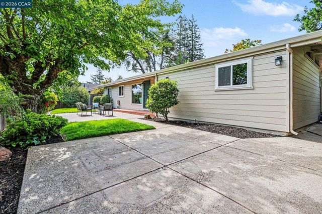 3342 S. Lucille Ln., Lafayette, CA 94549