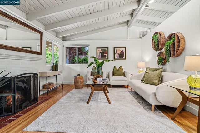 3342 S. Lucille Ln., Lafayette, CA 94549